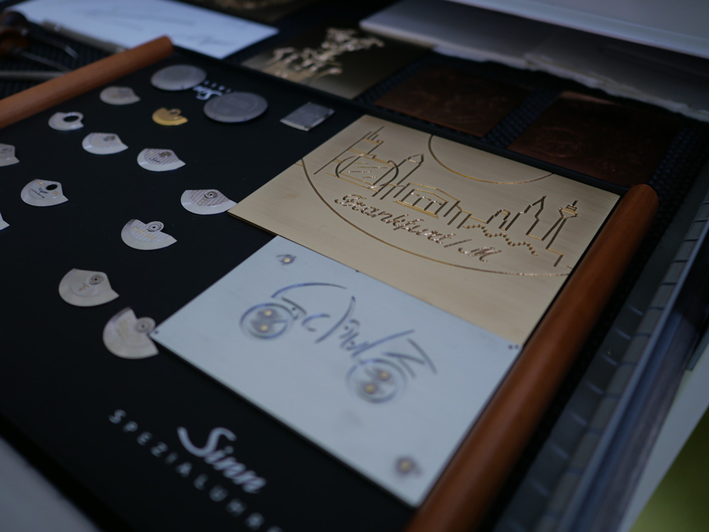 ローターに一点一点手彫り