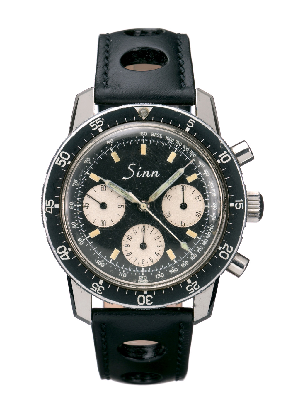 1960年代のValjoux72を搭載した103