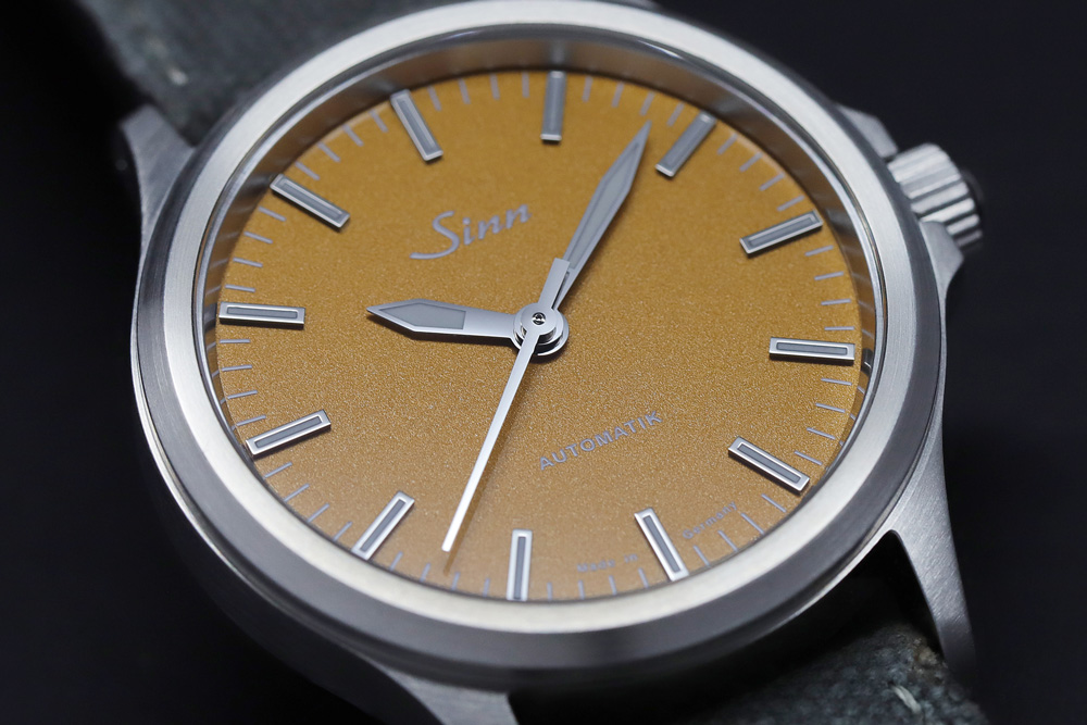 556シトリンイエロー