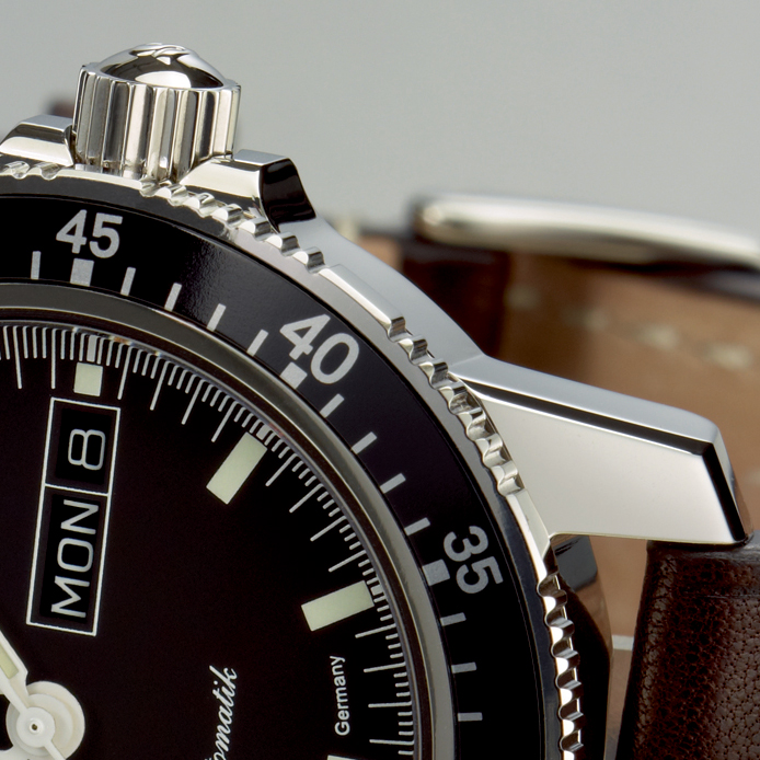 パイロットベゼルの操作性