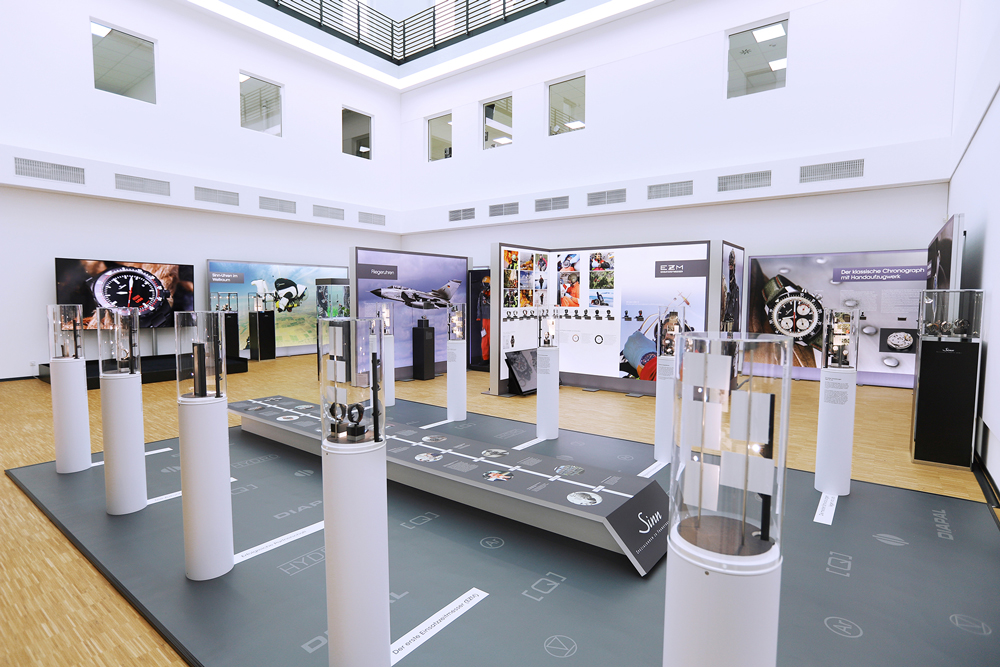 フランクフルト本社特別展示